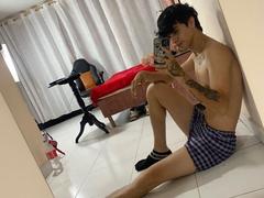 KataAndByron - couple webcam at xLoveCam