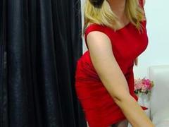 KateMooree - female with black hair webcam at ImLive