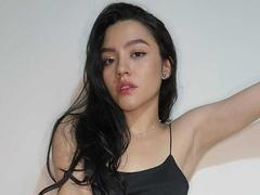 KateCrown from xLoveCam