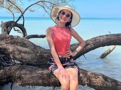 KateDavies - female webcam at xLoveCam
