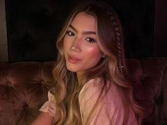 KateFord - blond female webcam at xLoveCam