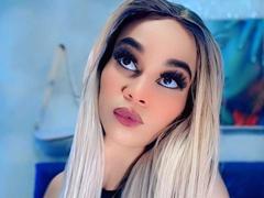 KateHadid - shemale webcam at xLoveCam