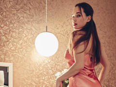 KateHall - female with brown hair webcam at LiveJasmin