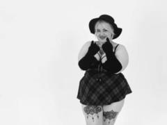 KateJen - blond female with  big tits webcam at LiveJasmin