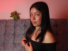 KateWelsin - female with black hair and  big tits webcam at LiveJasmin