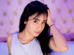 KatheLeclecr - female with black hair webcam at xLoveCam