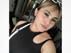 KatiaRodriguez - female with black hair webcam at xLoveCam