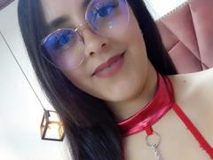 KatiaSmithh - female with black hair and  big tits webcam at xLoveCam