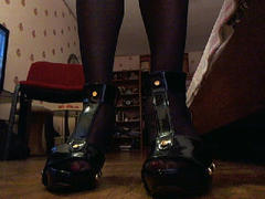SweetLedy4U - female with brown hair and  big tits webcam at LiveJasmin