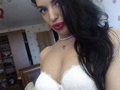SweetLedy4U - female with brown hair and  big tits webcam at LiveJasmin