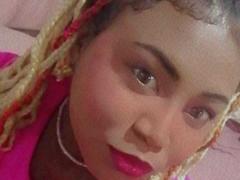 KatiuskaC - female with  big tits webcam at xLoveCam