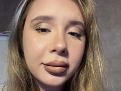 KatrinAmore - female webcam at xLoveCam