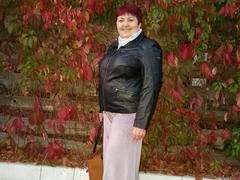 KatrinaHappy - female with brown hair webcam at xLoveCam