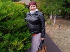 KatrinaHappy - female with brown hair webcam at xLoveCam