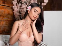 KattRouse from xLoveCam