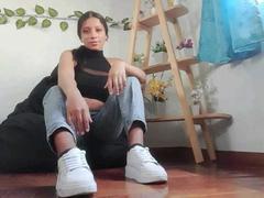 KattyBerry - female webcam at xLoveCam