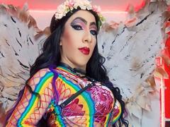 KattyDirty - shemale webcam at xLoveCam