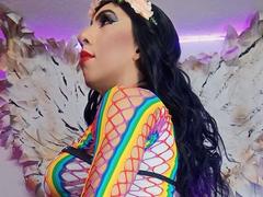KattyDirty - shemale webcam at xLoveCam