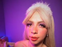 KattyJoy - female with red hair webcam at xLoveCam