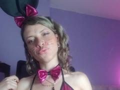 KattyJoy - female with red hair webcam at xLoveCam