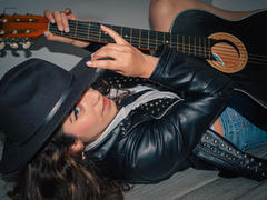 KattyLine69 - female with brown hair webcam at xLoveCam