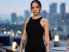 KatyJhoans - female with brown hair webcam at xLoveCam