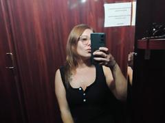 KayBerly - female webcam at xLoveCam