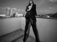 ErynRey - female with black hair and  big tits webcam at LiveJasmin