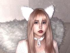 KaylaWow from xLoveCam