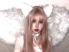 KaylaWow - blond female with  small tits webcam at xLoveCam