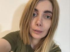 KayleeAlberta - female webcam at xLoveCam