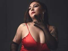 karlaparadise - female with brown hair webcam at xLoveCam