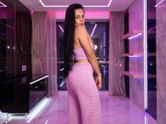 KelanyMilf - female with black hair webcam at xLoveCam