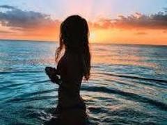 KellyKlein - female with brown hair webcam at xLoveCam