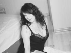 KelllyShow from LiveJasmin