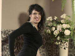 KelllyShow - female with black hair and  big tits webcam at LiveJasmin