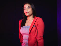 KellySmash - female with black hair webcam at xLoveCam