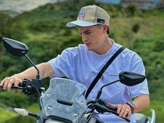 KenFerrer - male webcam at xLoveCam