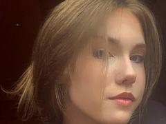 KenaCly - female with brown hair and  big tits webcam at xLoveCam