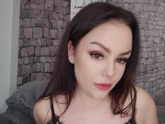 KendalThomso - female with black hair and  big tits webcam at LiveJasmin