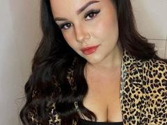 KendalThomso - female with black hair and  big tits webcam at LiveJasmin
