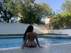 KendallKiss - shemale webcam at xLoveCam