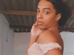 KendallSexxy - shemale with black hair webcam at xLoveCam