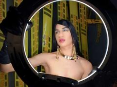 KendallSky - shemale with black hair webcam at xLoveCam