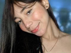 KendallZous from xLoveCam