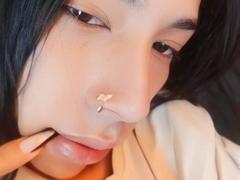 Kendalla - shemale with brown hair webcam at xLoveCam