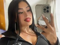KendraKobein - female with black hair and  big tits webcam at xLoveCam