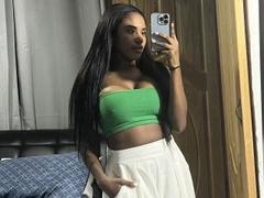 Kenna_Rosse - female with brown hair and  small tits webcam at ImLive