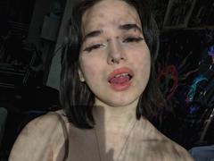 KenyattaConsigli - female with black hair webcam at xLoveCam