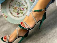 KenziaMagnificent - female with brown hair webcam at xLoveCam